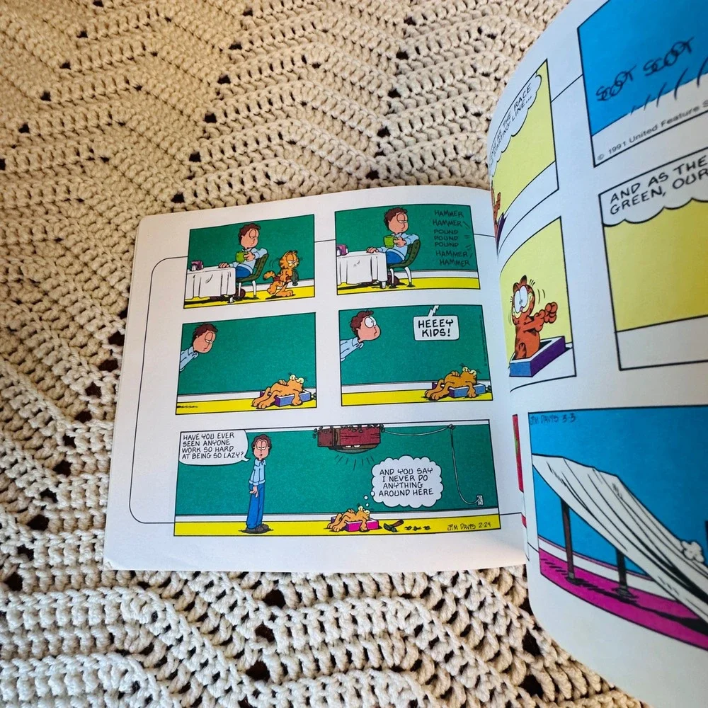 The 7th Garfield Treasury Jim Davis Sunday Comics Collection 1993 Paperback